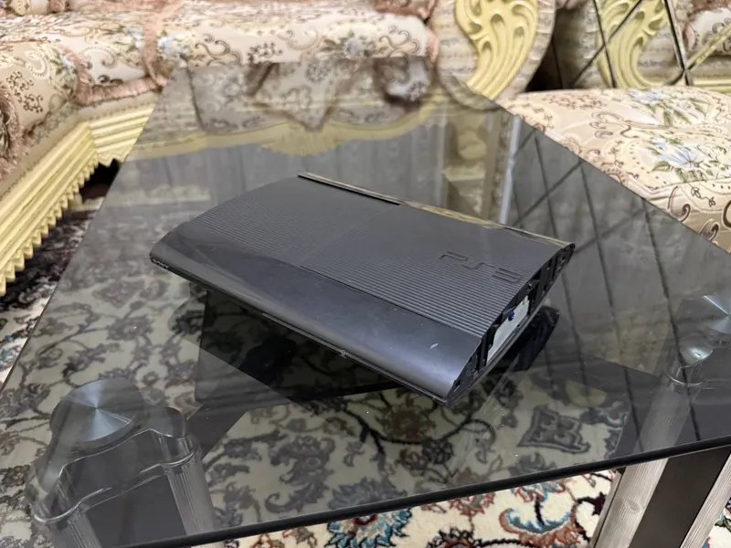 PlayStation 3 super slim — фото 6