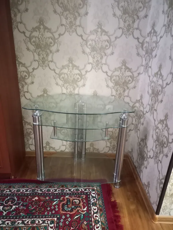 Телевизор подставка сотаман. Холати б/ у. Карши шахар.260 000 минг — фото 1