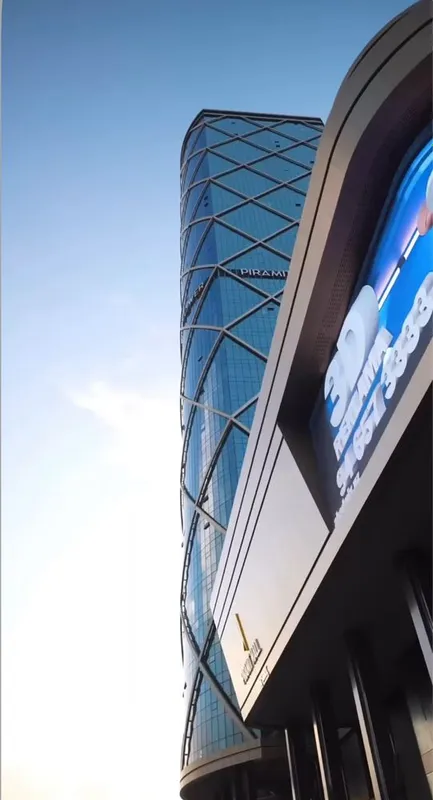 Продается топовое нежилое помещение в ТЦ Piramit Mall. 2 Продается топовое нежилое помещение в ТЦ Piramit Mall. 2