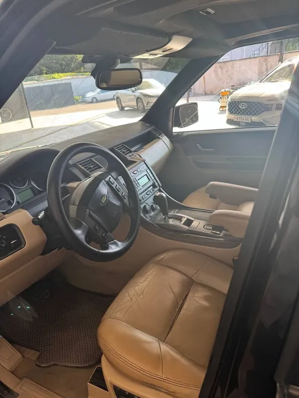 Range rover qora 5