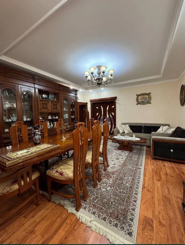Продаётся 5-комнатная квартира 160 м², 8/9, Мирабадский район 1