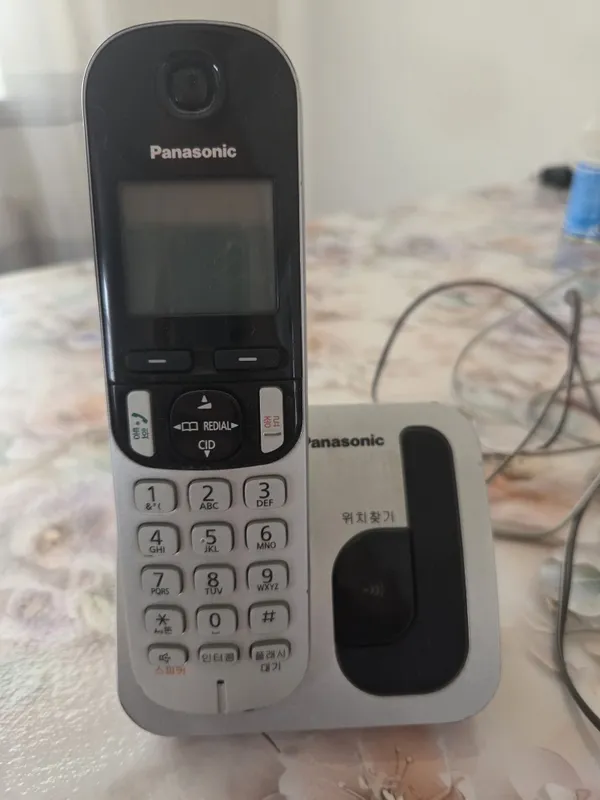 Радиотелефон домашний PANASONIK 1 Радиотелефон домашний PANASONIK 1