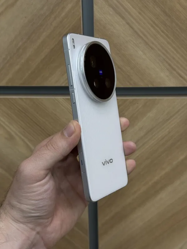 Vivo X200 Ultra 16/512GB Full China — фото 2
