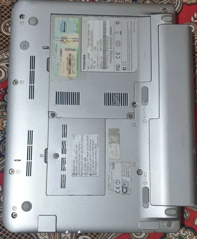 Netbook Toshiba sostoyanie xoroshee — фото 2