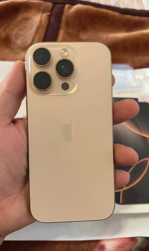Iphone 16 pro 256 gb sim + esim 88 % batarea 5 Iphone 16 pro 256 gb sim + esim 88 % batarea 5
