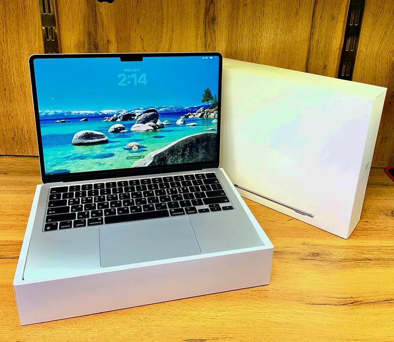 (8/512GB) MacBook Air M2 Silver -noutbuk Макбук