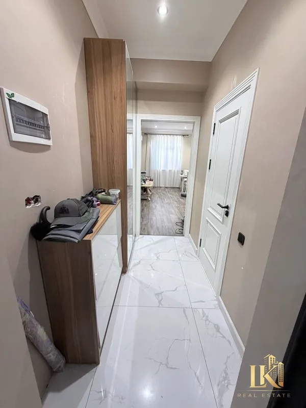 1 xonali kvartira sotiladi, 43 m², 2/7, yevroremont, mebel va texnika bilan (Mirobod tumani) 7