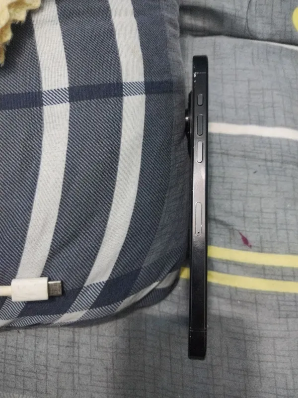 iPhone 15 Pro Max 3