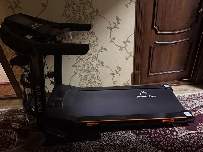Беговая дорожка Profit One 150kg 3 Беговая дорожка Profit One 150kg 3