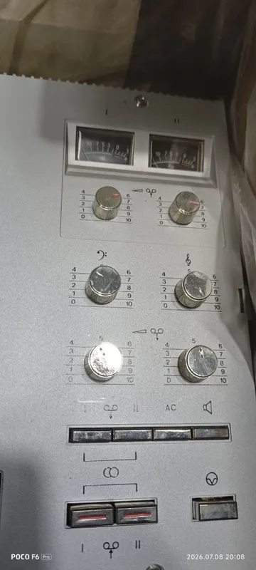 Абсолютно новый Эльфа 302-3 стерео . 6
