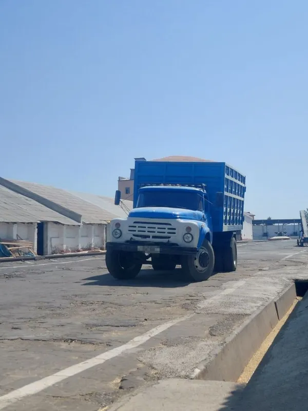 Zil 131 sotiladi 2 Zil 131 sotiladi 2