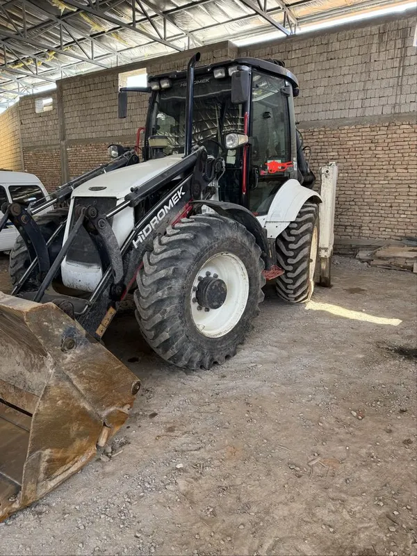 Hidromek 102S A5 ekskavator pagruzchik sotiladi — фото 1