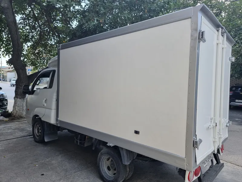 Sotiladi Kia Bongo 2009 Yil 6 Sotiladi Kia Bongo 2009 Yil 6