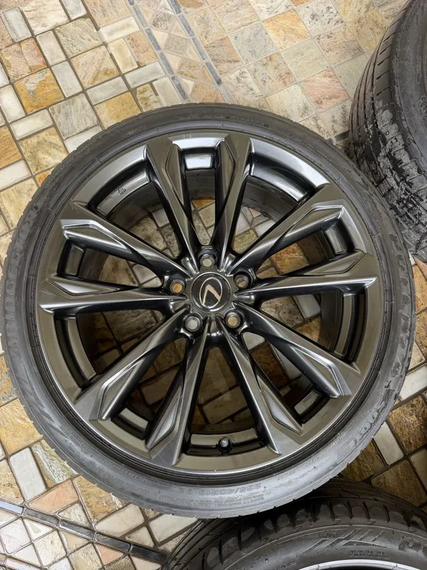 Lexus is 300 sport диска балон — фото 2