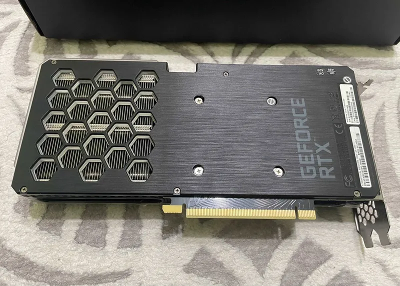 Видеокарта Palit GeForce RTX 3060 Ti 8GB 5 Видеокарта Palit GeForce RTX 3060 Ti 8GB 5