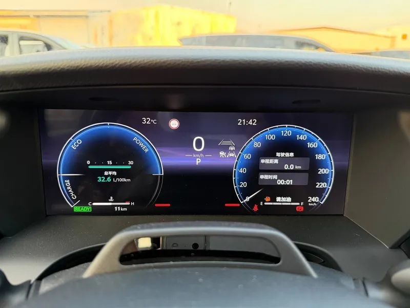 Camry 2.0 hybrid — фото 2
