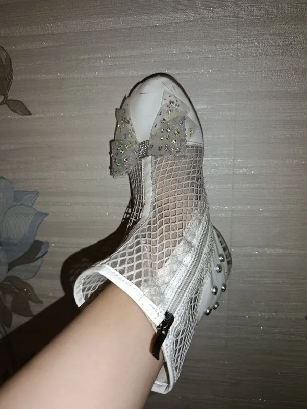 Qizlar uchun oyoqkiyim 2