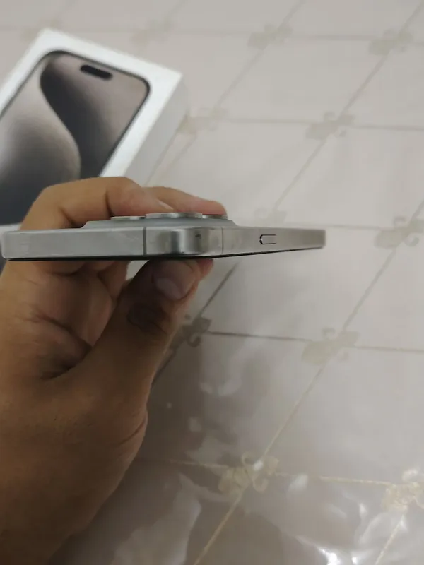 Iphone 15 pro 128 gb 4