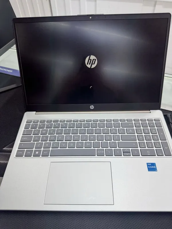 Hp i3-1315U 8/512 15.6 FHD 2 Hp i3-1315U 8/512 15.6 FHD 2