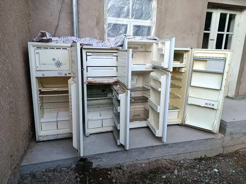 Продается холодильники
