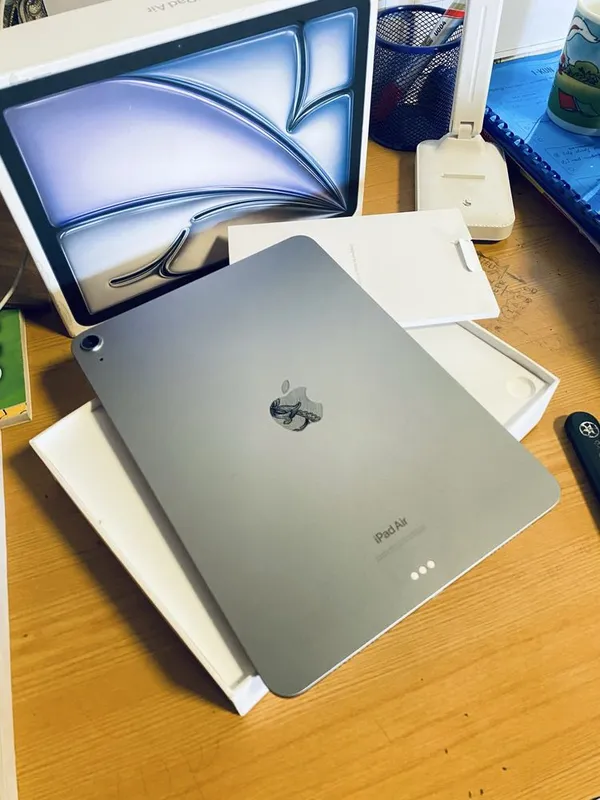 Ipad Air 11-inch M2 chip 128 GB LL/A
