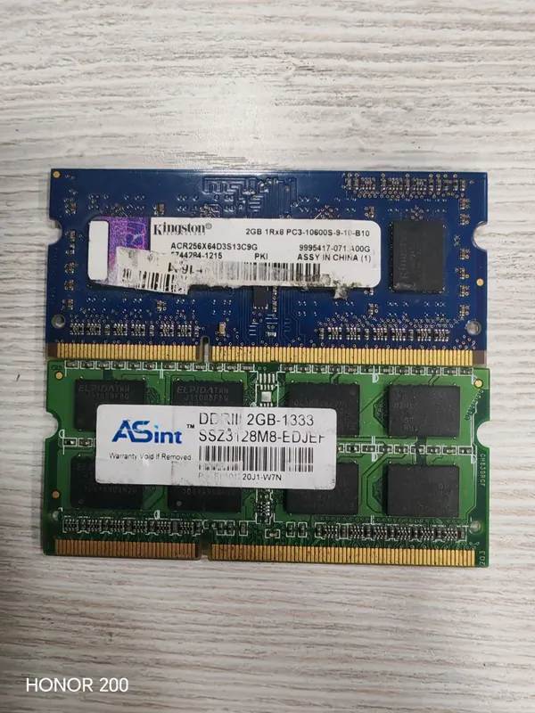 Samsung DDR4 2x8gb 3200mhz Samsung DDR4 2x8gb 3200mhz
