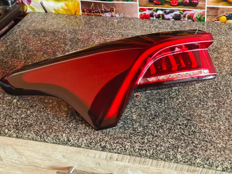 Jetour x70 plus orqa faralari juft