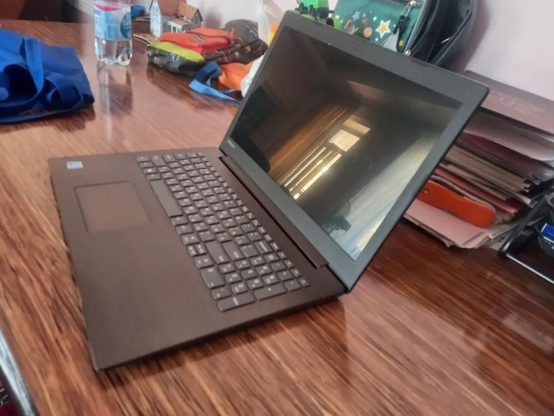 Ноутбук LENOVO сотилади, продаётся. 1