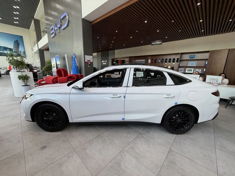 BYD SEAL 6 DM-i Flagship 3 BYD SEAL 6 DM-i Flagship 3