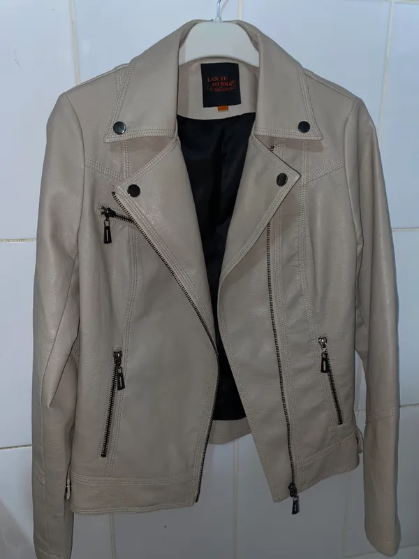 беж кожанка / trendy biker jacket