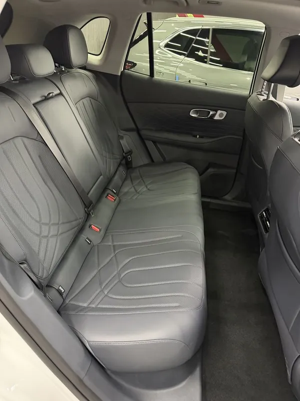 Geely EX5 EM-i max 2026 3 Geely EX5 EM-i max 2026 3