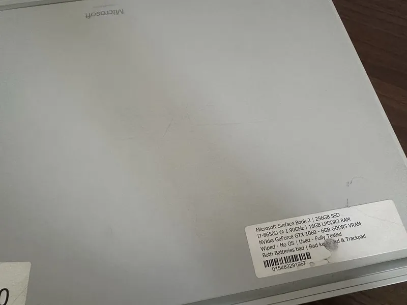 Microsoft Surface Book 2 | i7 | 16 GB RAM | GTX 1060 6 GB | SSD 512 GB 3 Microsoft Surface Book 2 | i7 | 16 GB RAM | GTX 1060 6 GB | SSD 512 GB 3