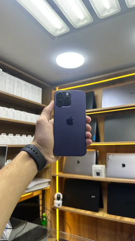 iPhone 14 Pro Max Purple 1