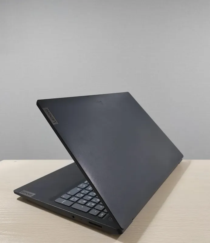 Ноутбук Lenovo IdeaPad 3 15IGL05 Срочно! 3
