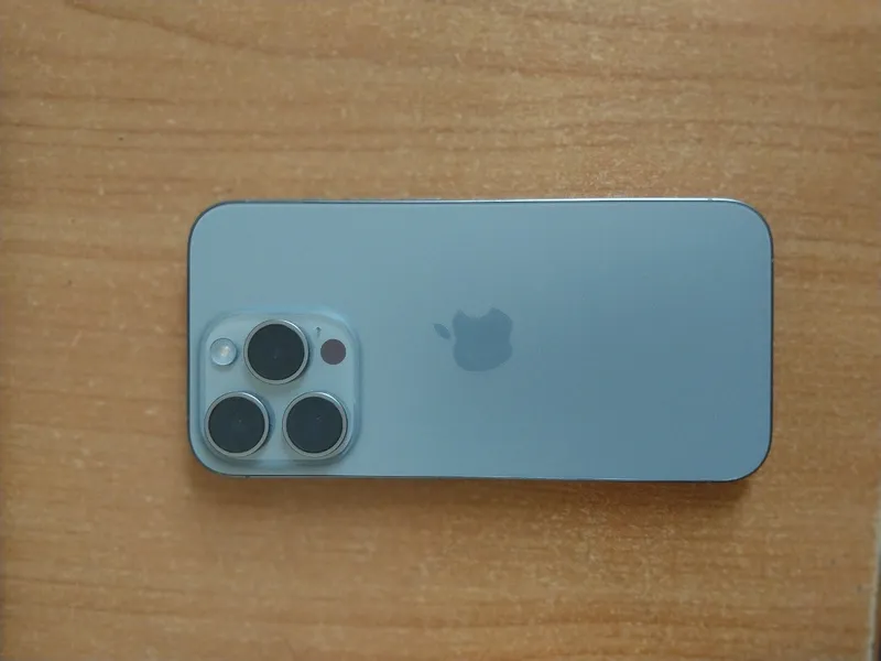 Iphone 15 pro 650$ 3