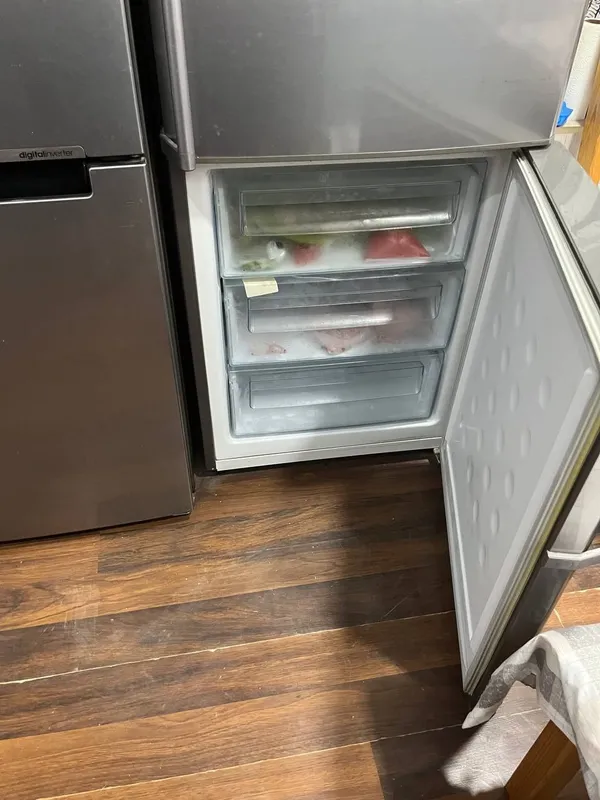 Холодильник Samsung No Frost . Работает о — фото 2