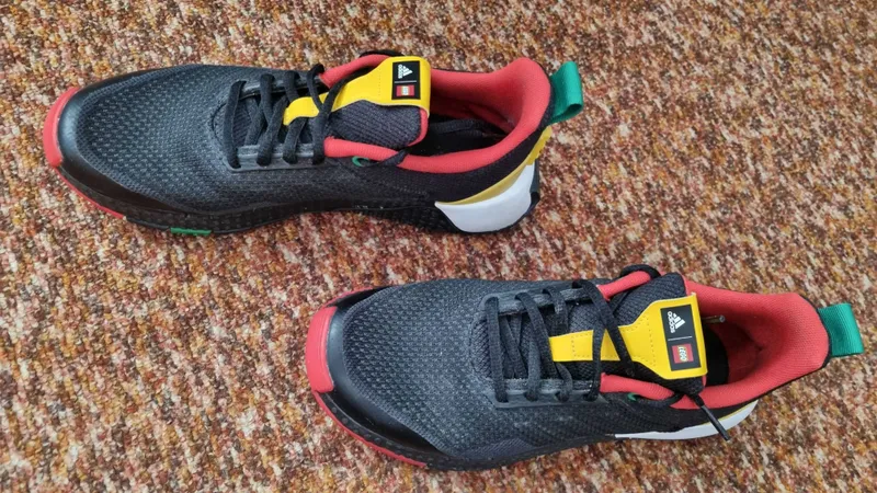 Adidas x LEGO - оригинал, размер 40 — фото 1