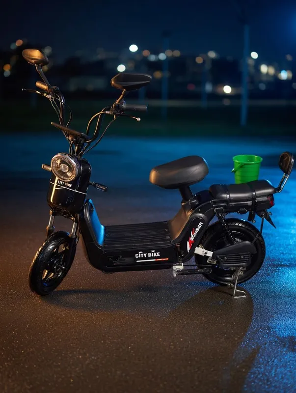 skuter elaktro bomber