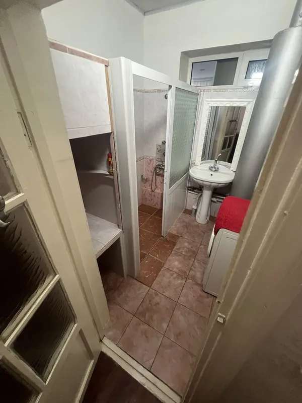 Turar joy uyi (kottej turidagi) sotiladi 6