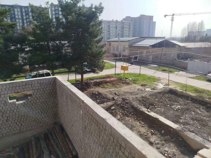 Продам участок и дом коробка Ташкент сиргили янги хаеот хушнит 2.8 сот