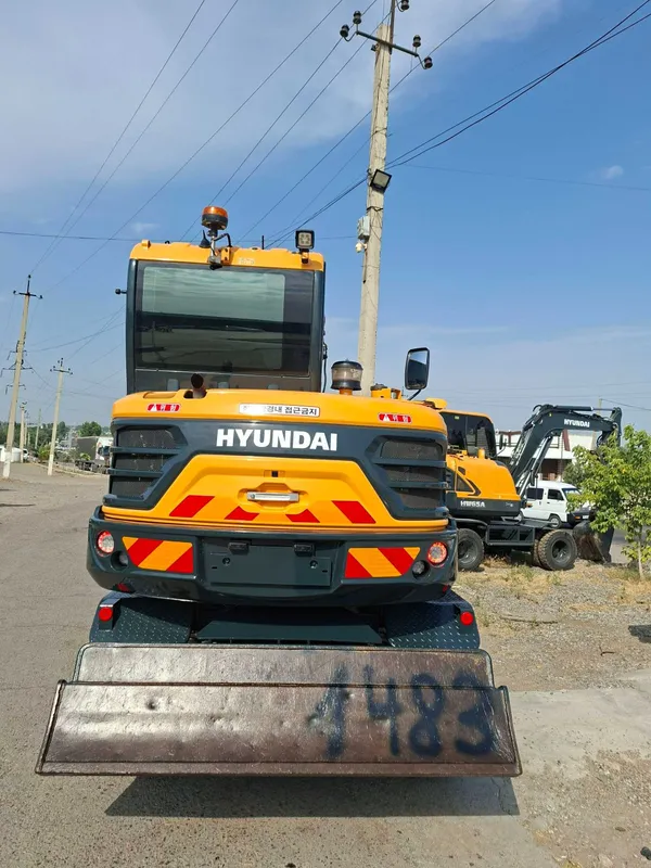 Hyundai 65 2024 4 Hyundai 65 2024 4