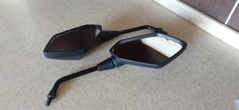 Mototsikl/skuter uchun orqa ko‘rish oynalari 10 mm 1 Mototsikl/skuter uchun orqa ko‘rish oynalari 10 mm 1