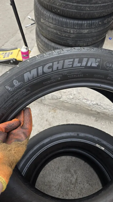 255/45/R20 Michelin latitude sport 2