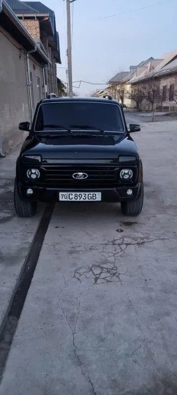 Niva 2121 noldan yig'ilgan