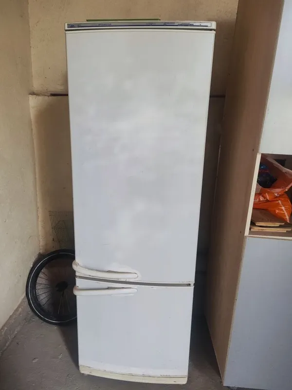 Продаётся холодильник в рабочем состояние