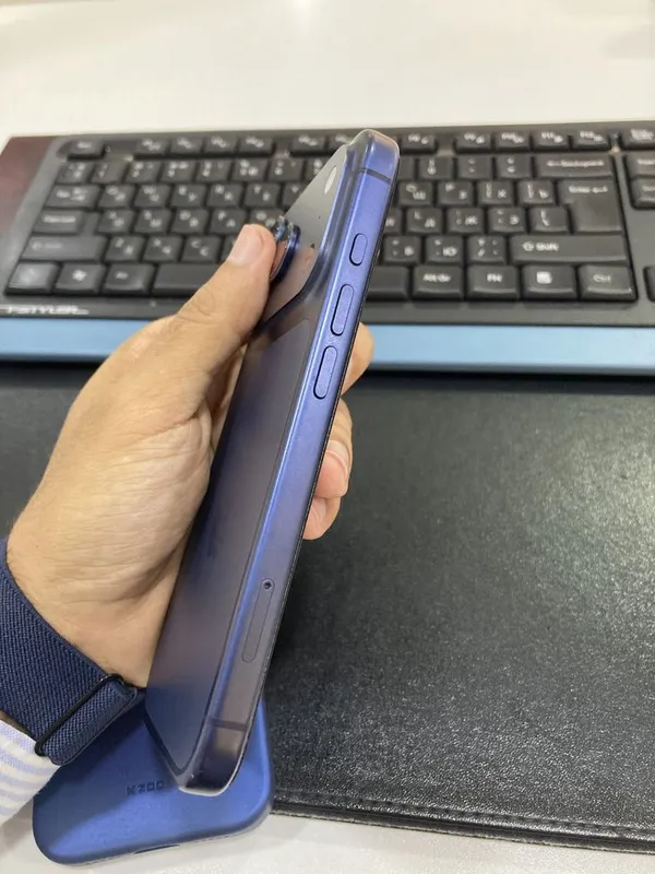 iPhone 17 Pro 256 ГБ, идеальное состояние, ёмкость аккумулятора 92% 4 iPhone 17 Pro 256 ГБ, идеальное состояние, ёмкость аккумулятора 92% 4