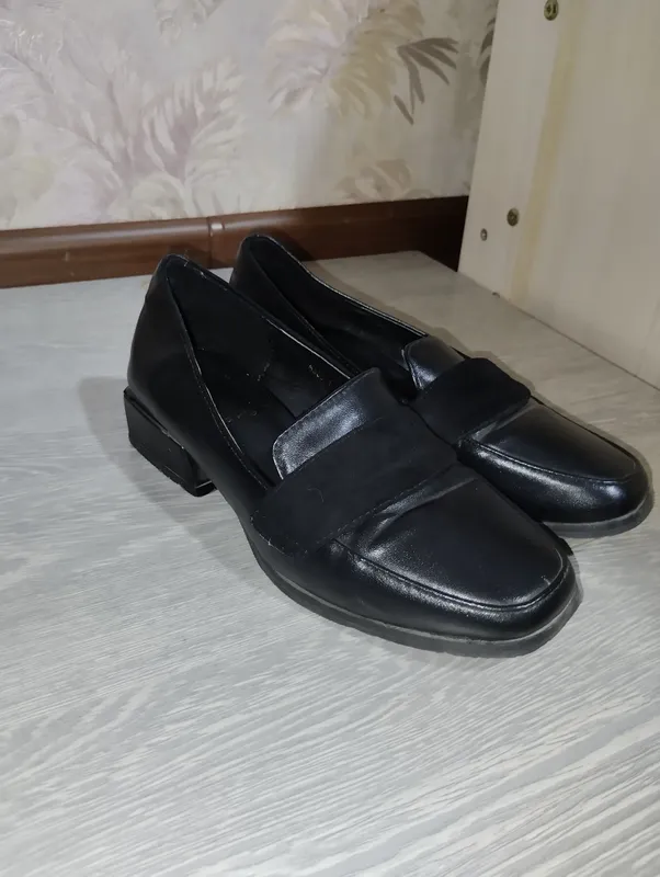 Tufli, yaxshi holatda 1 Tufli, yaxshi holatda 1