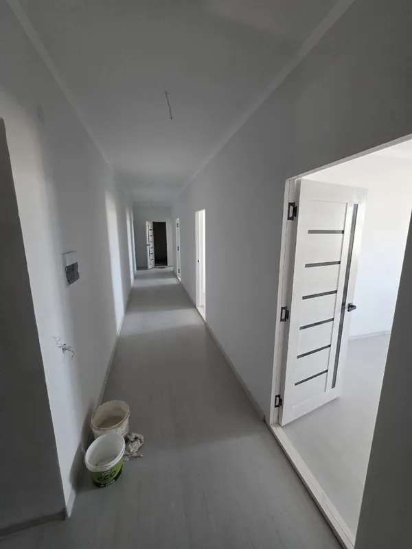 Birlamchi kreditga Dom sotiladi. Beruniy sentrda 3