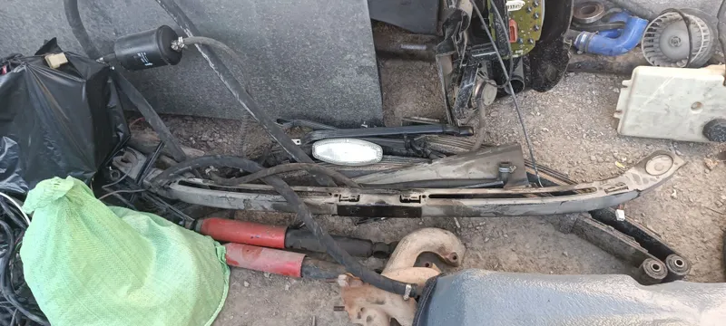Продам запчасти на Волгу 5
