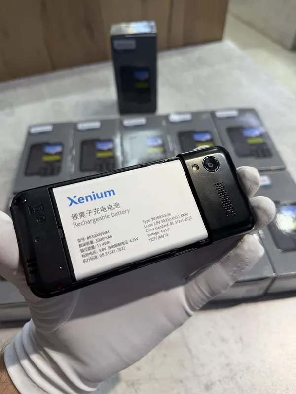 Xenium X800 ( Philips E580 ) ORIGINAL 2